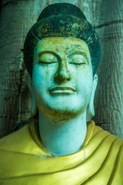 Darabhirom Ormanı Manastırı, Tayland 'daki Buda Staue..