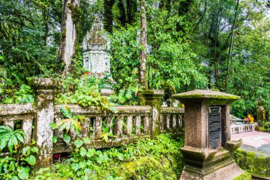 Doi Inthanon Ulusal Parkı 'ndaki Kral Inthanon Anıt Tapınağı, Tayland.
