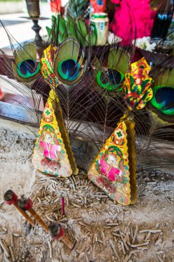 Tütsü kabında Çin hurdalığı, Tayland.