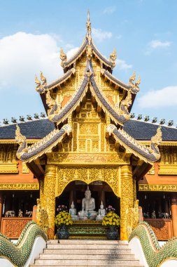 Tayland 'daki Ban Den Tapınağı' nda güzel bir Tayland tarzı kilise..