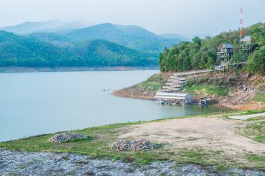 Chiang Mai ilindeki Mae Ngad Somboon Chon Barajı.