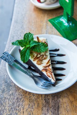 Bademli Brownie Cheese Cake, Tayland.