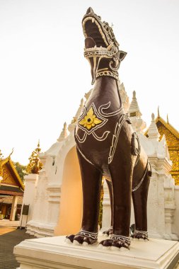 Phrathat Hariphunchai Tapınağı, Tayland.