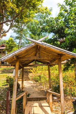 Tayland 'da parkta küçük bir dinlenme evi..
