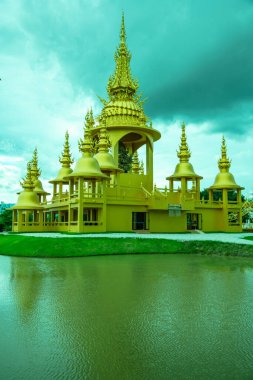 Rong Khun tapınağındaki Ganesha sergisi, Tayland.