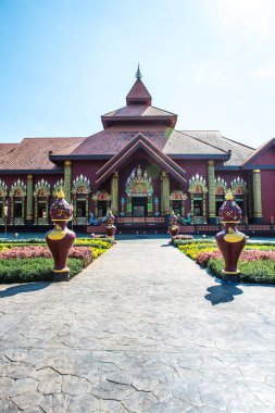 Prayodkhunpol 'deki güzel Tayland tarzı kilise Wiang Kalong Tapınağı, Tayland.