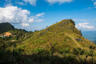 Tayland 'ın Chiangrai eyaletindeki Doi Pha Tang' da Dağ Manzarası.