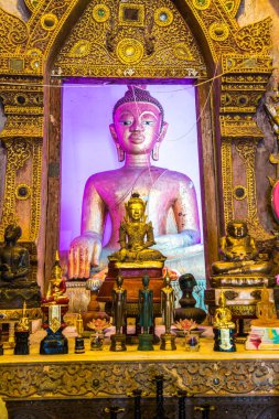 Phaya Wat tapınağındaki antik Buda heykeli, Tayland.
