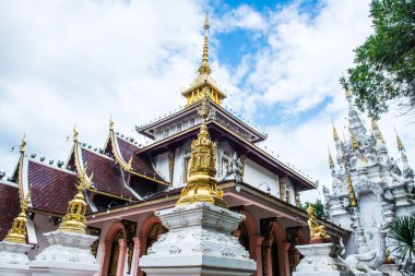 Chiangmai, Tayland 'daki Darabhirom Ormanı Manastırı' ndan Phra Chao Than Jai Mondop.