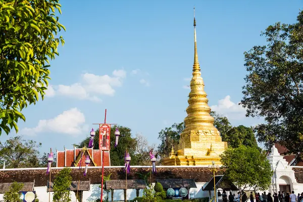 Pagoda Dorada Phra Chae Haeng Temple Tailandia — Foto de Stock