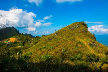 Tayland 'ın Chiangrai eyaletindeki Doi Pha Tang' da Dağ Manzarası.