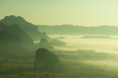 Phu Langka Ulusal Parkı, Tayland Güzel Dağ Manzarası.