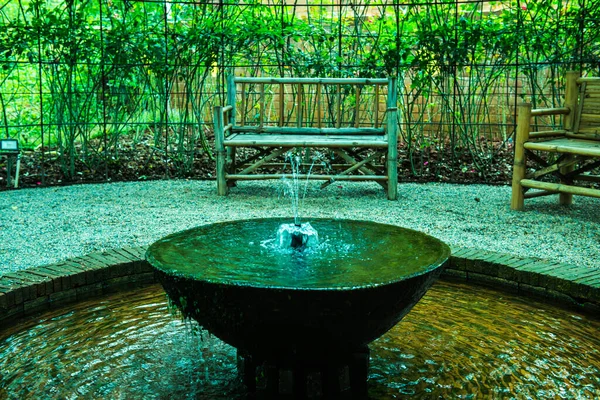 Fuente Jardín Tailandia — Foto de Stock