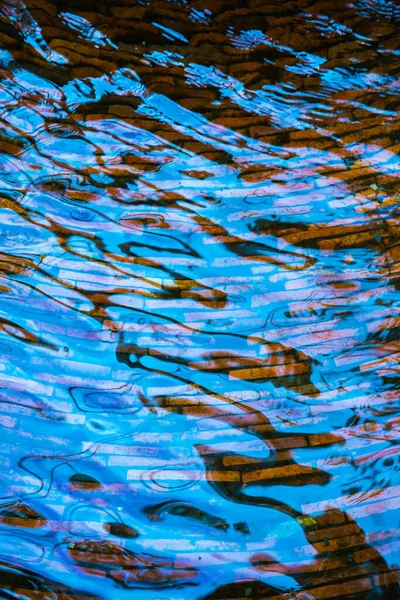 タイの池の水の波 — ストック写真