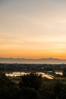 Chiangmai şehrinde gün doğumu, Tayland.