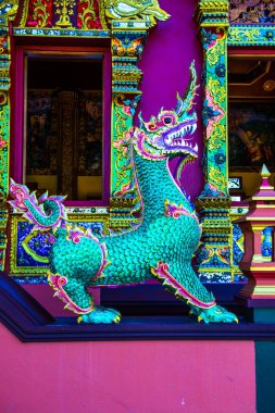 Himmapan hayvan heykeli Prayodkhunpol Wiang Kalong Tapınağı, Tayland.