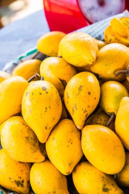 Taze bidon meyveleri, Tayland.