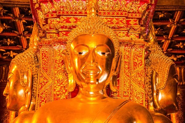 Gyönyörű Buddha Szobor Phumin Templomban Thaiföldön — Stock Fotó