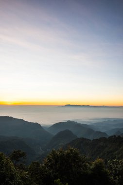 Mon Sone bakış açısıyla gün doğumu, Tayland.