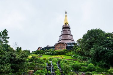 Doi Inthanon Ulusal Parkı, Tayland 'da dağda güzel bir stupa..