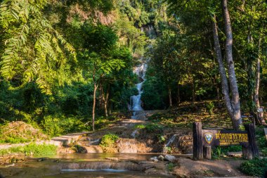 Phayao Eyaleti, Tayland, tan Tong şelale.