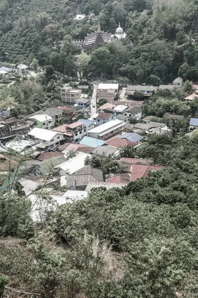 Dağdaki köy, Myanmar.