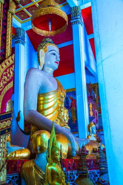 Hua Wiang Tai tapınağındaki güzel beyaz Buda, Tayland.