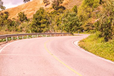 Phu Chi Pa yolu, Tayland.