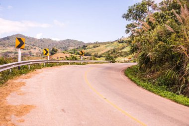 Phu Chi Pa yolu, Tayland.