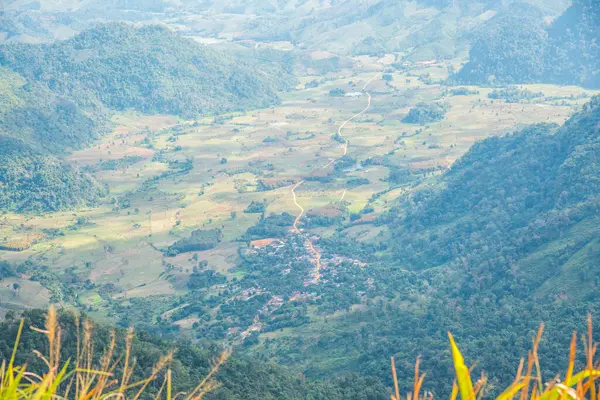 Chiangrai, Tayland 'da Phu Chi Fa' nın en iyi manzarası.