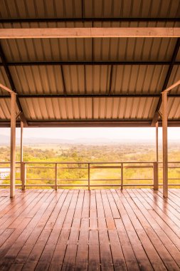Mae Ngat Somboon Barajı, Tayland 'daki huzur evi manzaralı..