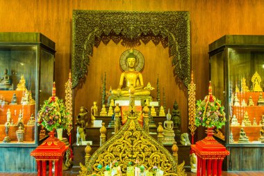 Antik Buda heykeli Phra Kaew Tapınağı, Tayland.