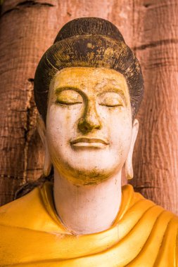 Darabhirom Ormanı Manastırı, Tayland 'daki Buda Staue..