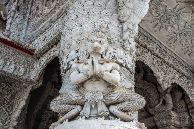 Tayland 'ın Nan eyaletindeki Ming Muang tapınağında güzel bir kalıp sanatı..