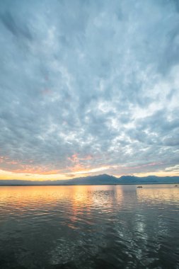 Kwan Phayao, Tayland 'da gün batımı.