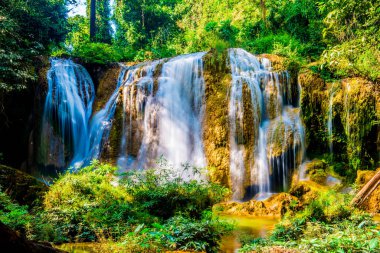 Tansawan Şelalesi Doi Phu Nang Ulusal Parkı, Tayland.