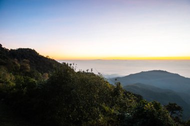 Mon Sone bakış açısıyla gün doğumu, Tayland.