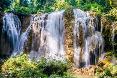 Tansawan Şelalesi Doi Phu Nang Ulusal Parkı, Tayland.