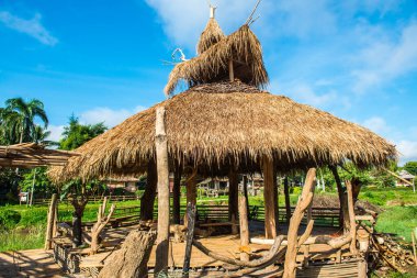 Tayland 'da Mae Hong Son vilayetinde Tayland kır köşkü.