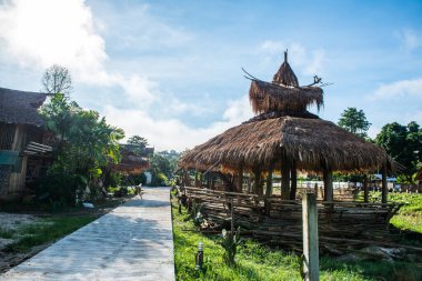 Tayland 'da Mae Hong Son vilayetinde Tayland kır köşkü.