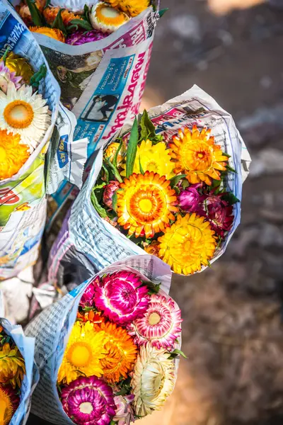 Hasır çiçek paketi, Tayland.