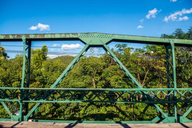 Mae Hong Son, Tayland 'daki anıt köprüsünün bir kısmı..