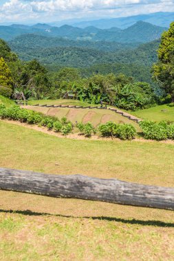 Huai Nam Dang Ulusal Parkı, Tayland 'da oturma kayıtları..