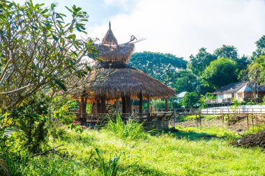 Tayland 'da Mae Hong Son vilayetinde Tayland kır köşkü.