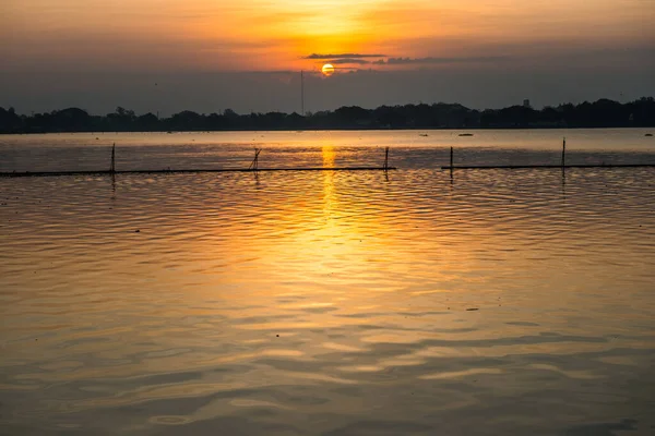 Sabah Kwan Phayao Gölü, Tayland.