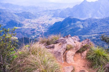 Chiangrai, Tayland 'da Phu Chi Fa' nın en iyi manzarası.