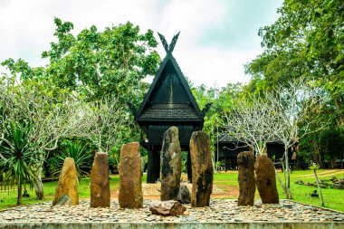 Baan Dam Müzesi, Tayland 'daki güzel ahşap bina..