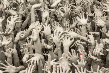 Rong Khun Tapınağı, Tayland 'da el işi sanatları..