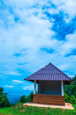 Tayland 'da küçük bir bekçi evi..