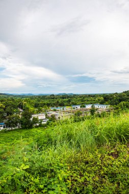 Mae Kuang Udom Thara barajının manzara manzarası, Tayland.